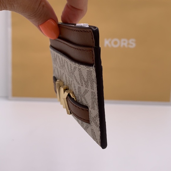 MICHAEL KORS Reed Large Card Holder Case Wallet Vanilla MK NWT - Picture 7 of 9